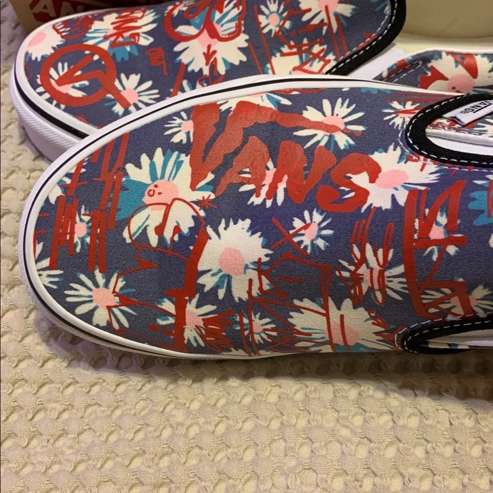 Vans Red and Blue Floral Slip-Ons - Picture 4 of 7